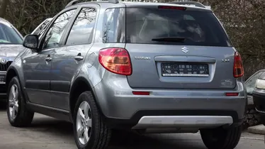 SUZUKI SX4