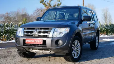MITSUBISHI Pajero