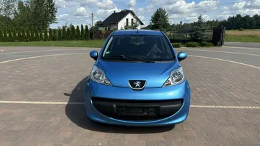PEUGEOT 107