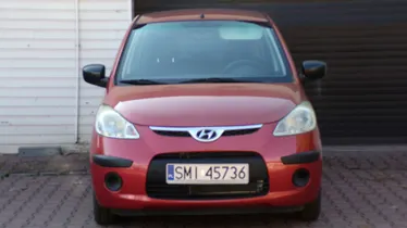 HYUNDAI i10