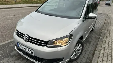 VOLKSWAGEN Touran