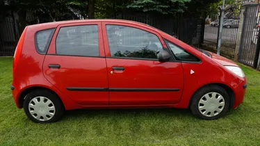 MITSUBISHI Colt