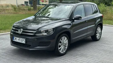 VOLKSWAGEN Tiguan