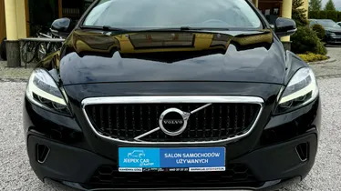 VOLVO V40 Cross Country