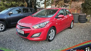 HYUNDAI i30