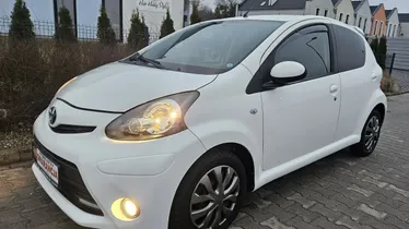 TOYOTA Aygo