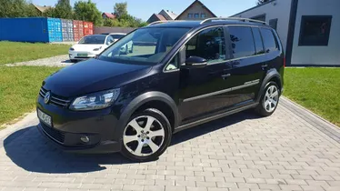 VOLKSWAGEN Touran