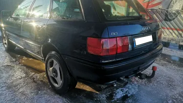 AUDI 80