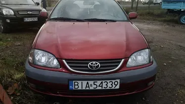 TOYOTA Avensis