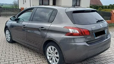PEUGEOT 308