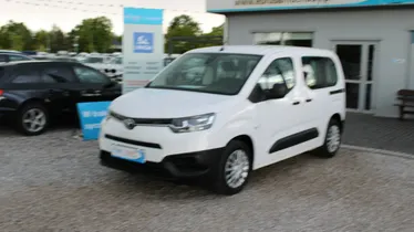 TOYOTA Proace City
