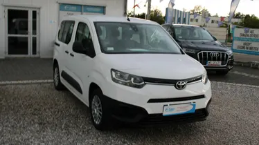 TOYOTA Proace City