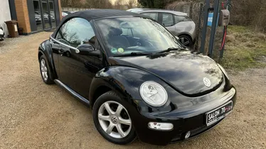 VOLKSWAGEN New Beetle