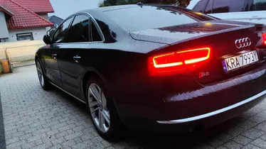 AUDI A8