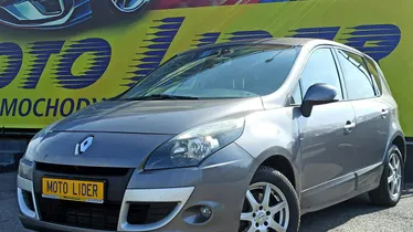 RENAULT Scenic