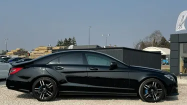 MERCEDES-BENZ CLS