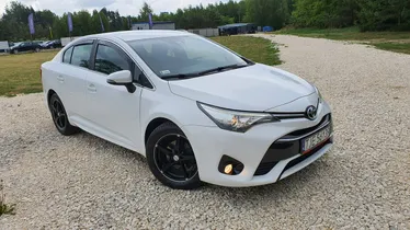 TOYOTA Avensis