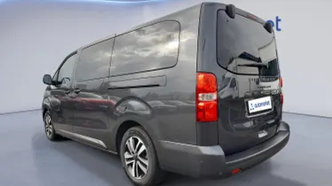 PEUGEOT Traveller