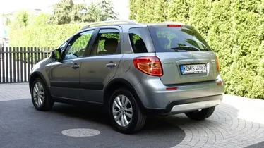 SUZUKI SX4