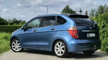 HONDA FR-V