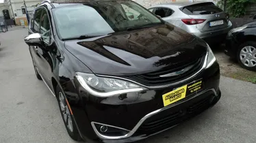 CHRYSLER Pacifica