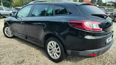 RENAULT Megane