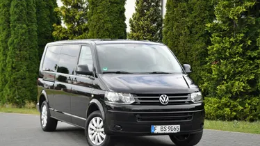 VOLKSWAGEN Multivan