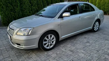 TOYOTA Avensis