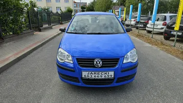 VOLKSWAGEN Polo