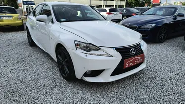 LEXUS IS