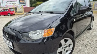 MITSUBISHI Colt