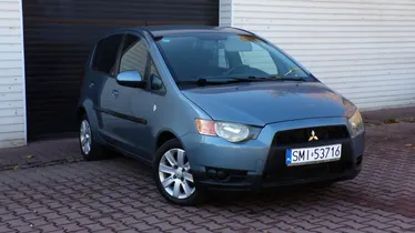 MITSUBISHI Colt
