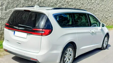 CHRYSLER Pacifica