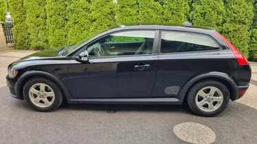 VOLVO C30