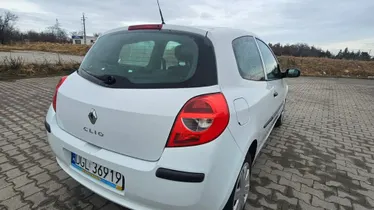 RENAULT Clio