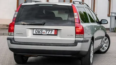 VOLVO V70
