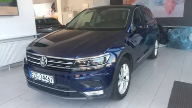 VOLKSWAGEN Tiguan