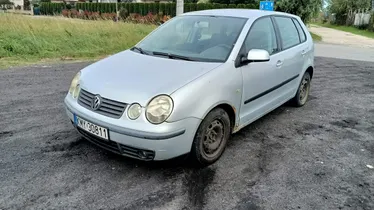 VOLKSWAGEN Polo