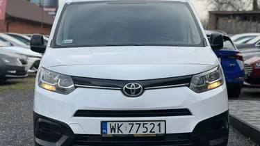 TOYOTA Proace City