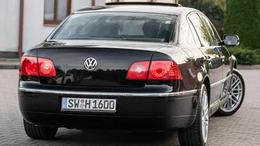 VOLKSWAGEN Phaeton