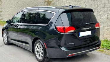 CHRYSLER Pacifica