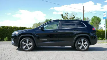 JEEP Cherokee