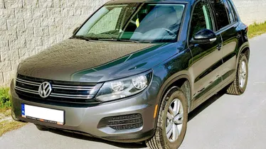 VOLKSWAGEN Tiguan