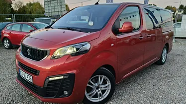PEUGEOT Traveller