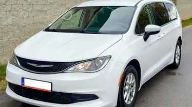 CHRYSLER Pacifica