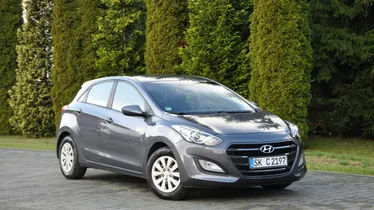 HYUNDAI i30