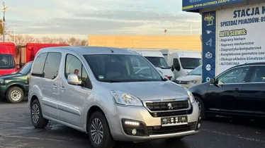 PEUGEOT Partner