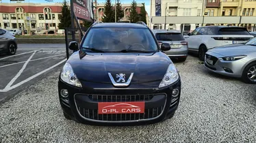 PEUGEOT 4007