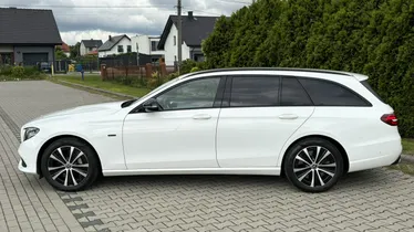 MERCEDES-BENZ E Klasa