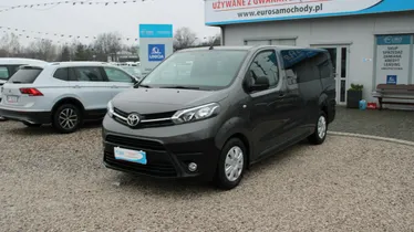 TOYOTA Proace